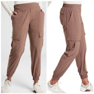 ATHLETA Chelsea Ultility Jogger | Brown